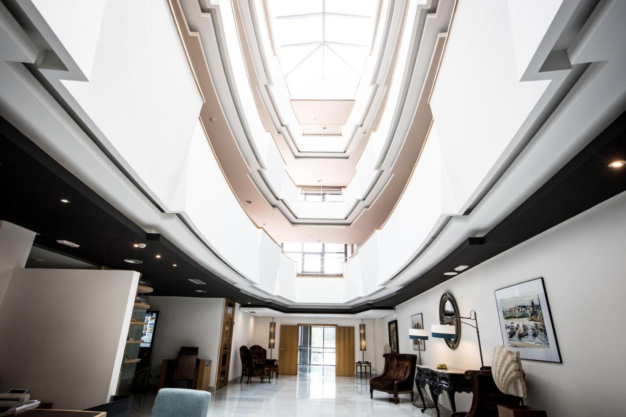Pazo Los Escudos Hotel Spa & Resort Vigo Bagian luar foto Interior of the National Museum of the Marine Corps