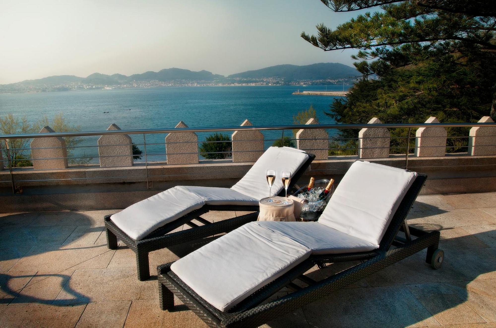 Pazo Los Escudos Hotel Spa & Resort Vigo Bagian luar foto The Spa at The Westin Chosun